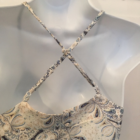 Jessica Simpson NWT paisley strappy tank top - Picture 3 of 6